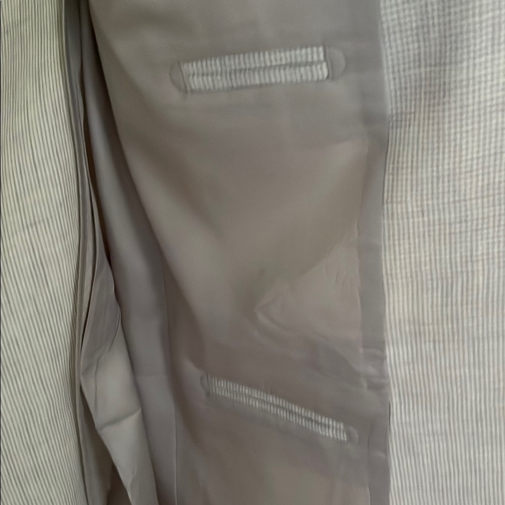 Men's Beige Linen Suit - Picture 9 of 16